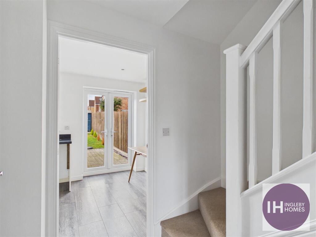 House in Ingleby Barwick, The Rings, Stockton-on-Tees - View 3
