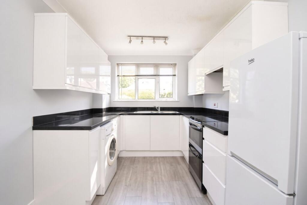 Apartment in Bournemouth - View 5
