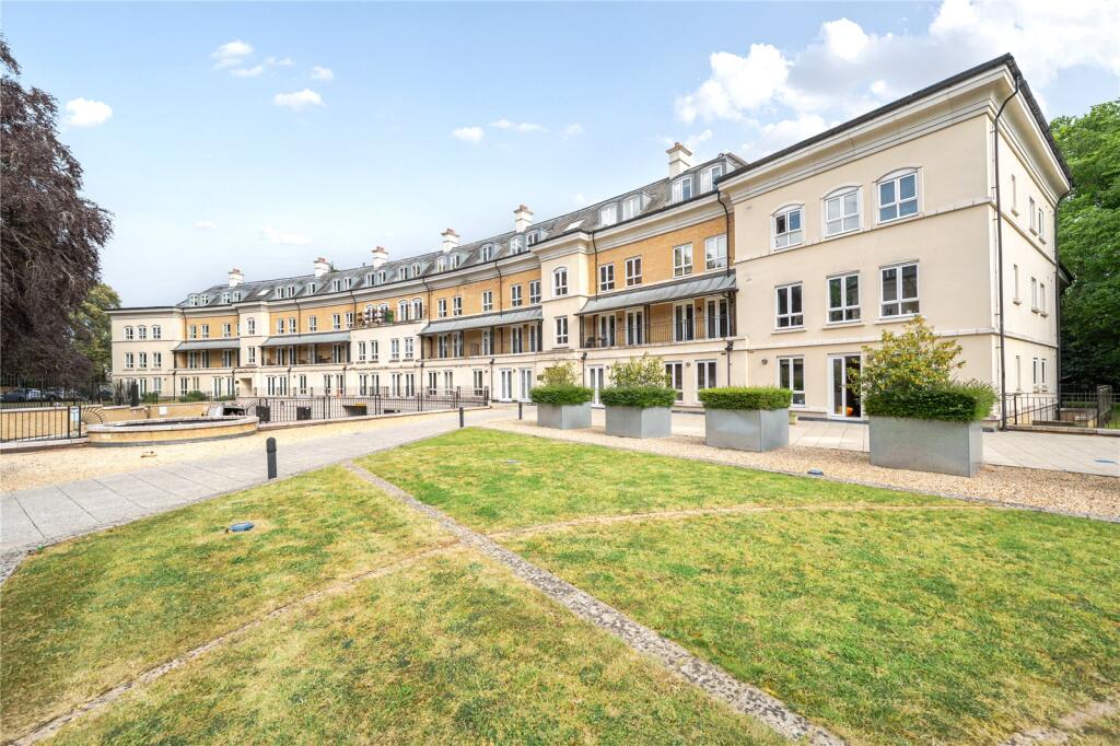 Main image of property: Heathside Crescent, Woking, Surrey, GU22