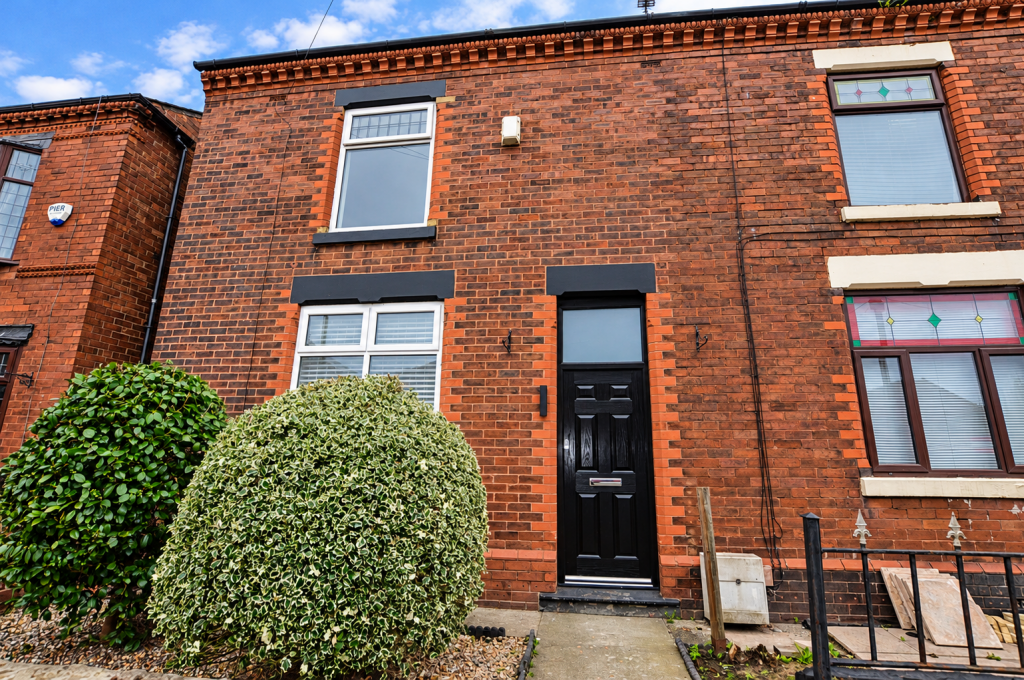 Charles Street, Golborne, Warrington, Cheshire, WA3 3DF photo 2