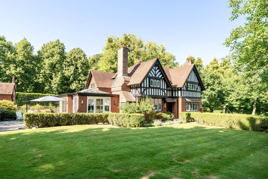 House in Winchester, Dean, Sparsholt - View 4
