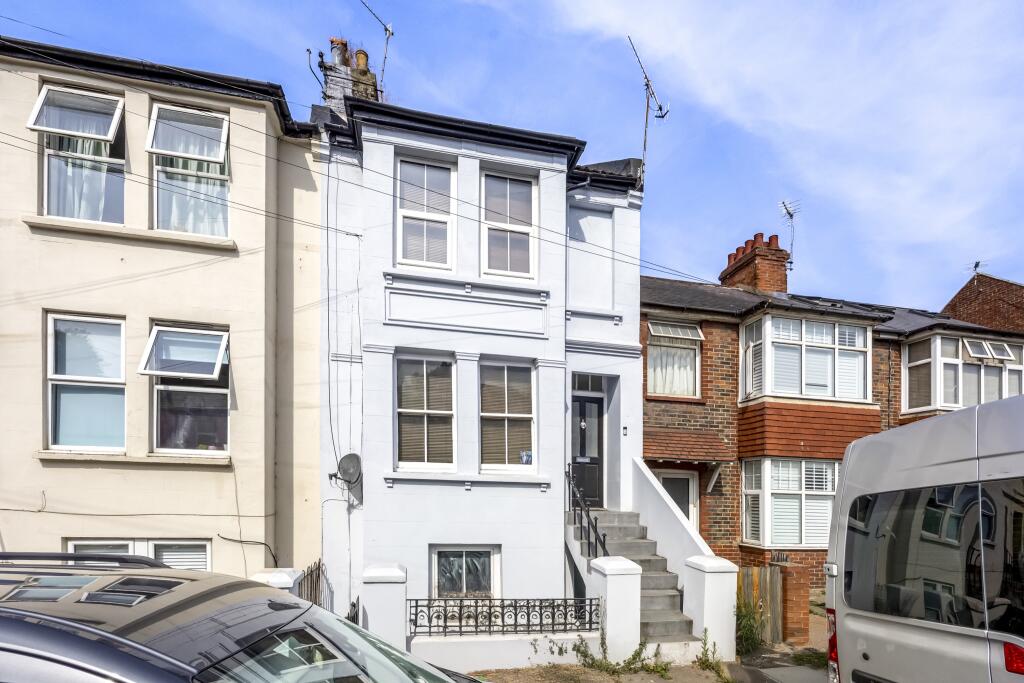 Main image of property: Roedale Road, Brighton, BN1 7GB