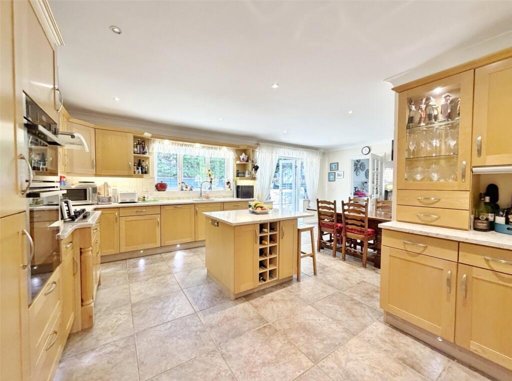 Stagswood, Verwood, Dorset, BH31 - View 3