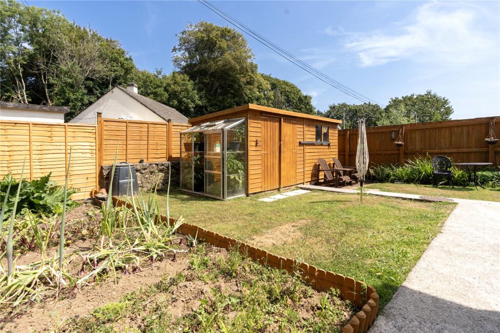 House in Truro - View 3