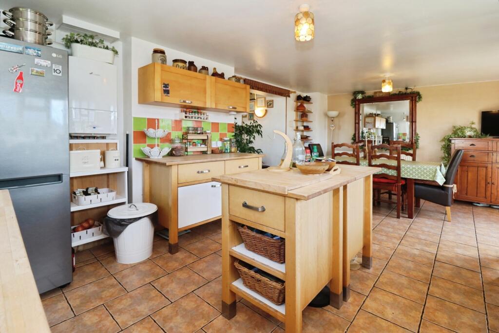 Everest Road, Bristol, Somerset, BS16 photo 3