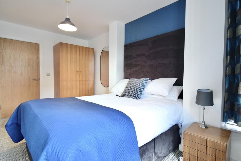 Apartment in Leeds - View 4
