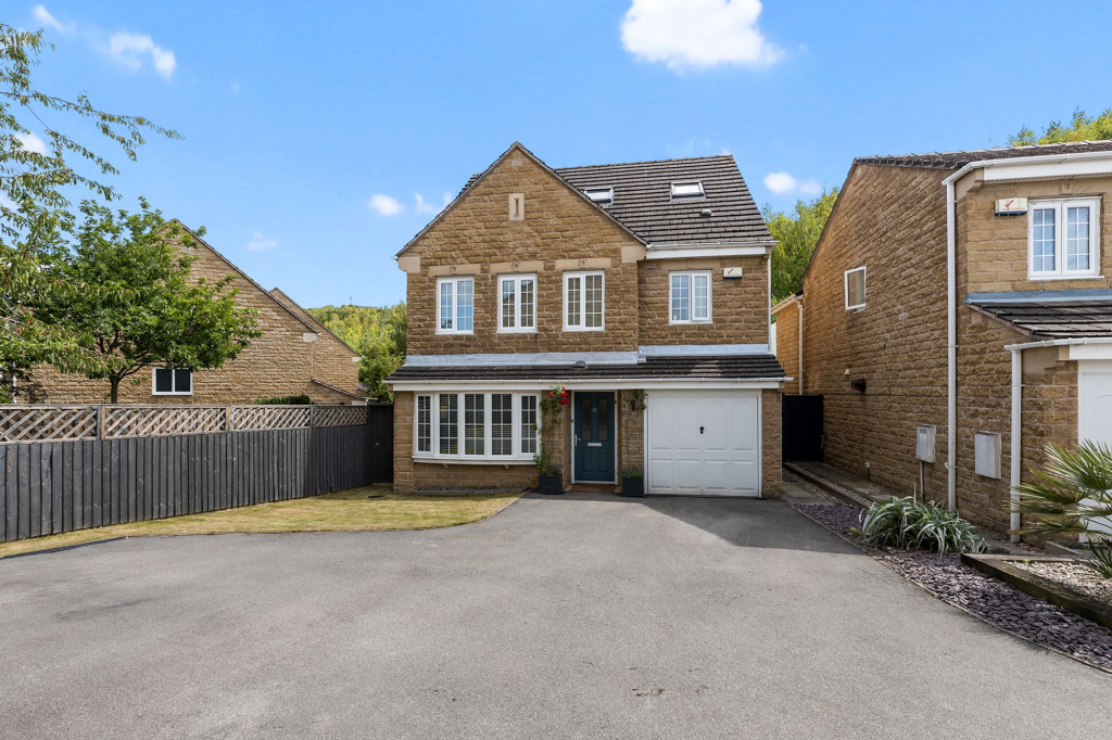 Main image of property: Tithefields, Fenay Bridge, HD8