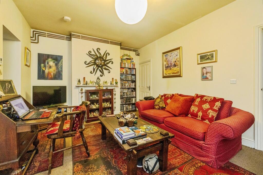 House in Lincoln, Whitton Park, Ermine West - View 3