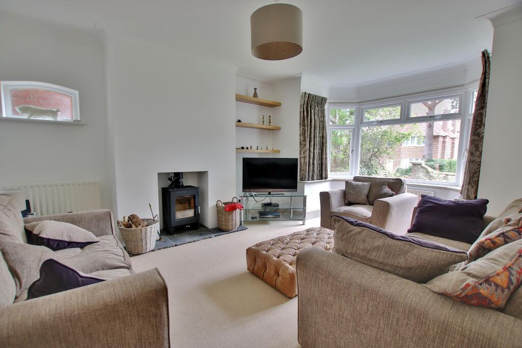 House in Southampton - View 3
