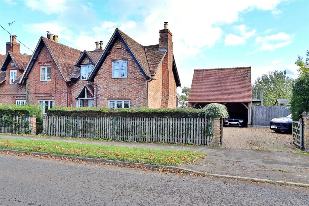 Main image of property: St Marys Road, East Claydon, Buckingham, Buckinghamshire, MK18