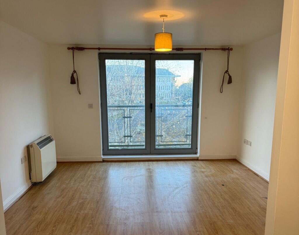 Main image of property: Kelvin Gate, Bracknell, Berkshire, RG12