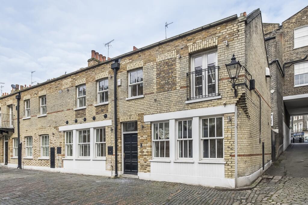 Main image of property: Moreton Terrace Mews South Pimlico SW1V