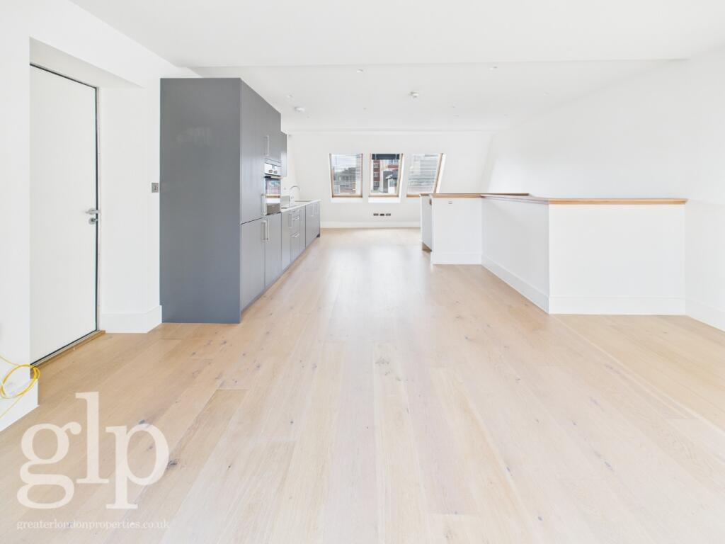 Apartment in London - More