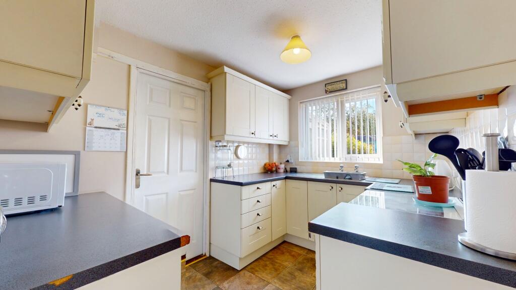 Bader Close, Apley, Telford, Shropshire, TF1 6YB photo 4