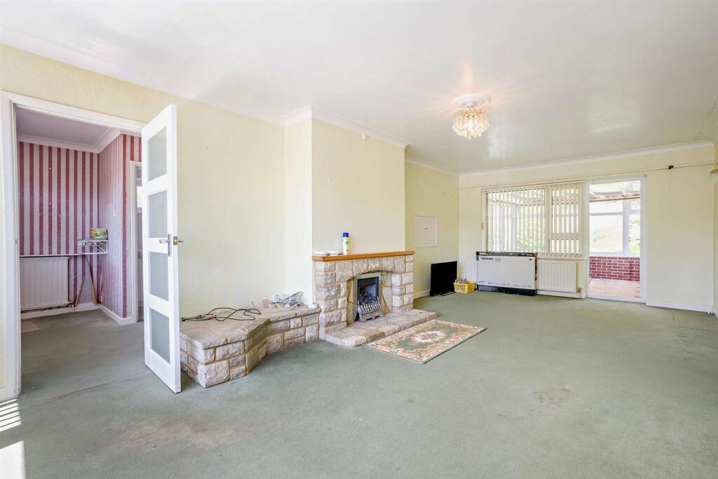 House in Highcliffe-on-Sea, Highcliffe and Walkford - View 5