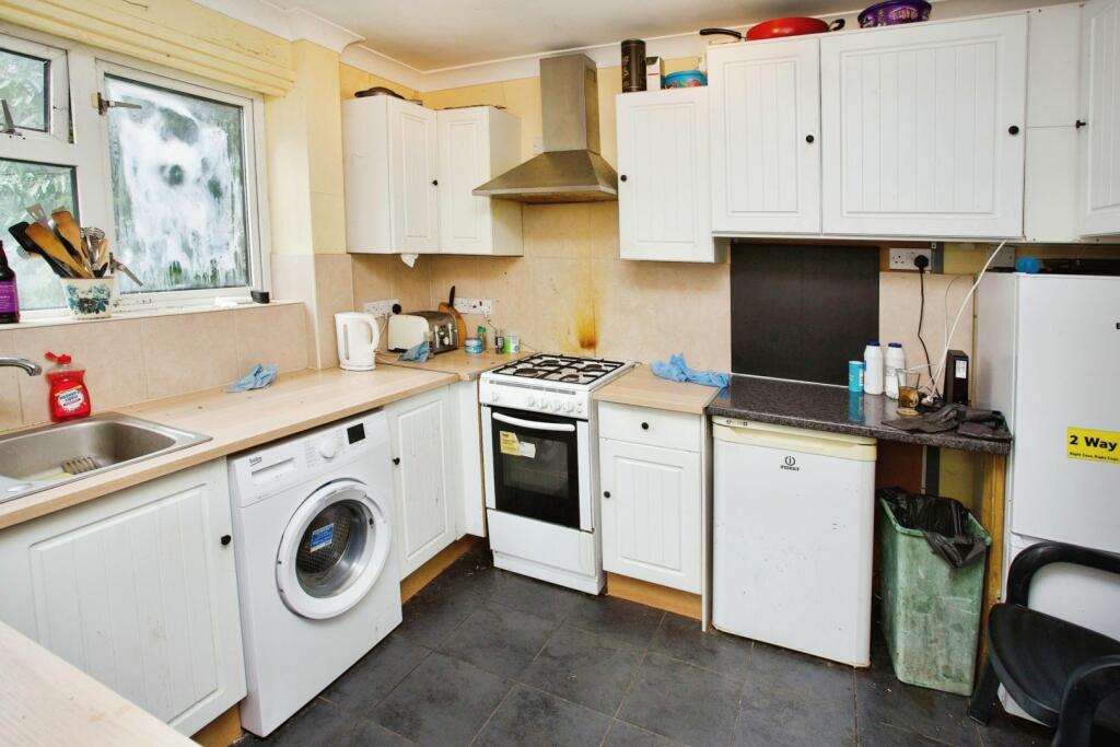 House in Southampton, Millbank, Woolston - More