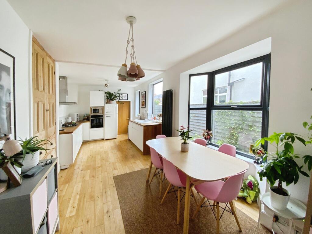 House in Hull - View 3