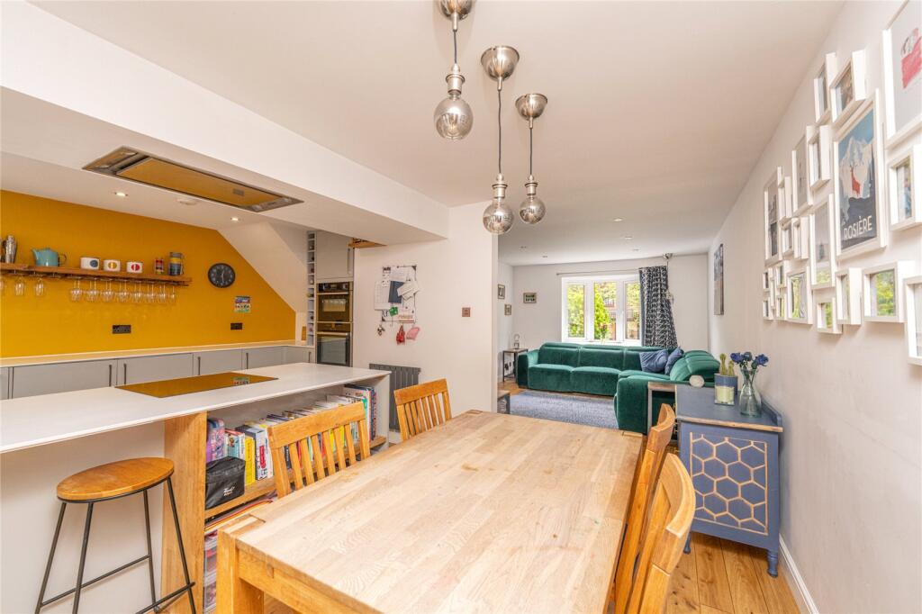 House in Edinburgh, Liberton and District - More