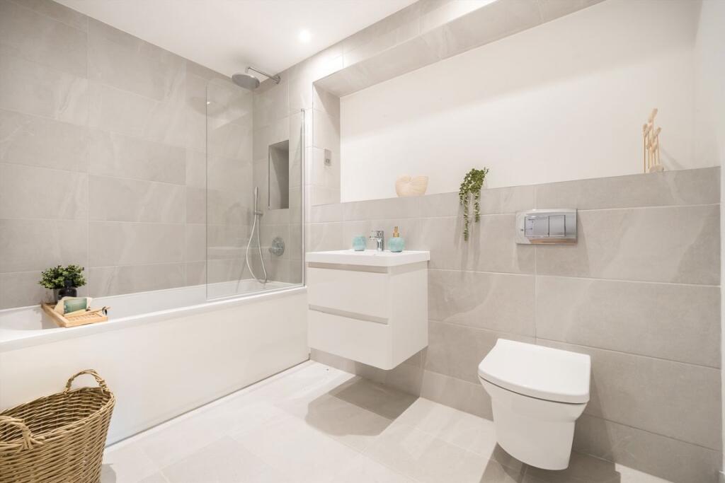 Apartment in London - View 4