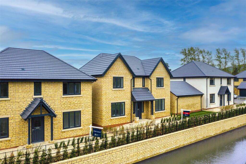 4-bed detached on The Avalon, 3 Mallard Close, Toddington, Cheltenham, Gloucestershire, GL54, £724,950