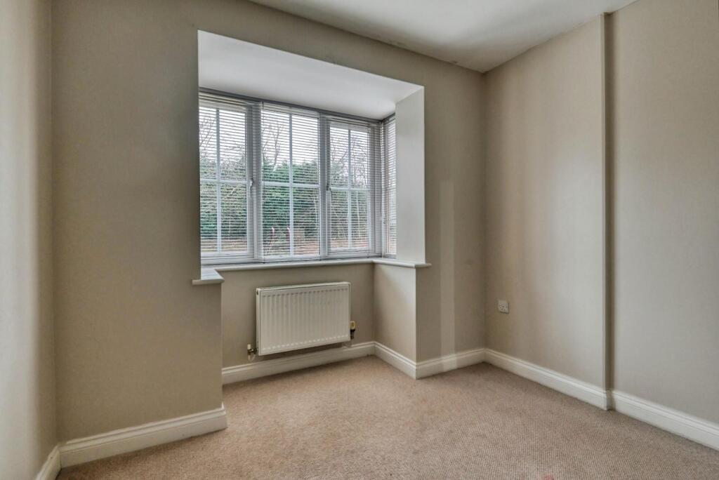 House in Tamworth, Staffordshire - More