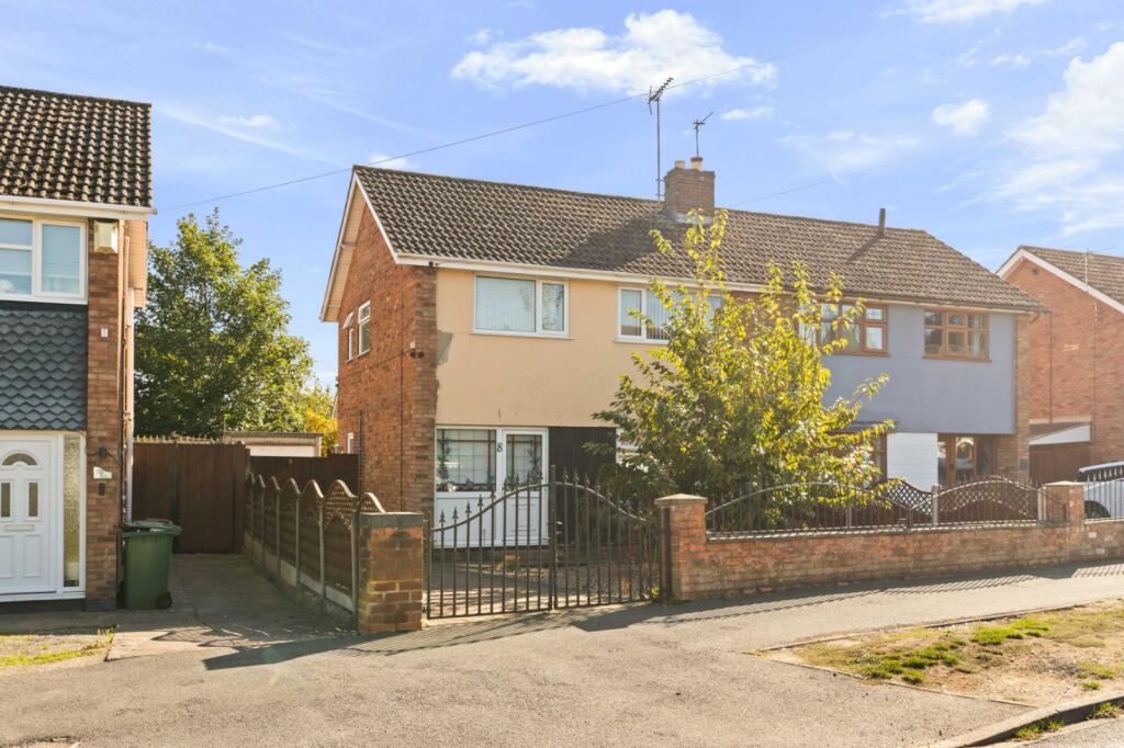 Main image of property: Meadow Road, Scunthorpe, North Lincolnshire, DN17