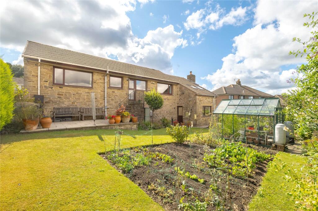 House in Kirklees, West Yorkshire - View 3