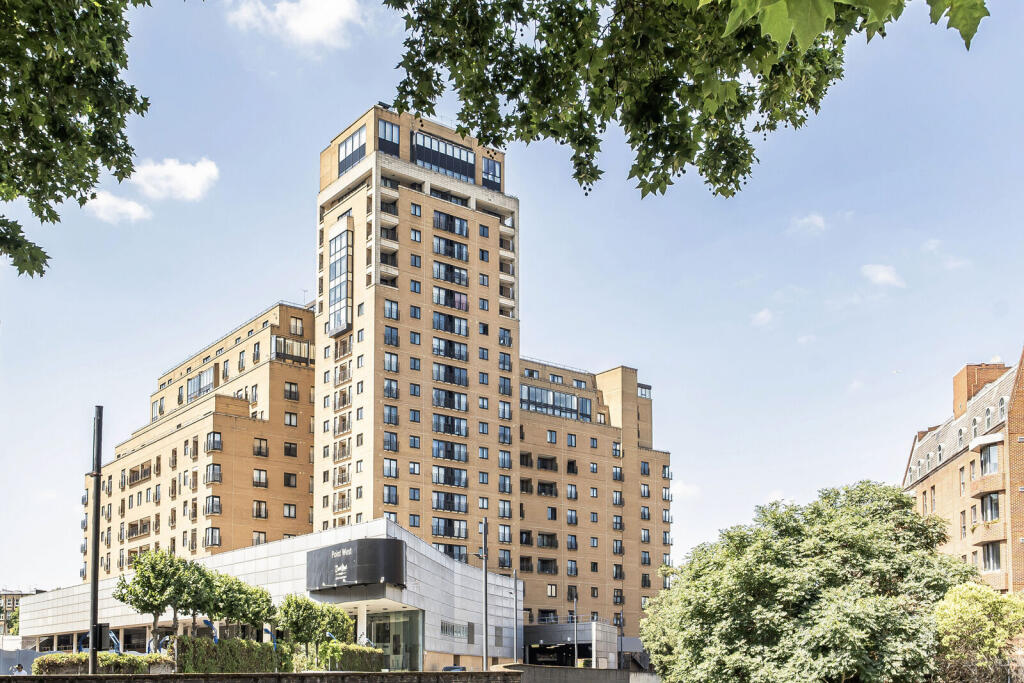 Apartment in London, Royal Borough of Kensington and Chelsea - View 2