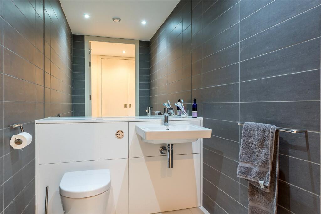 1 bedroom maisonette for rent