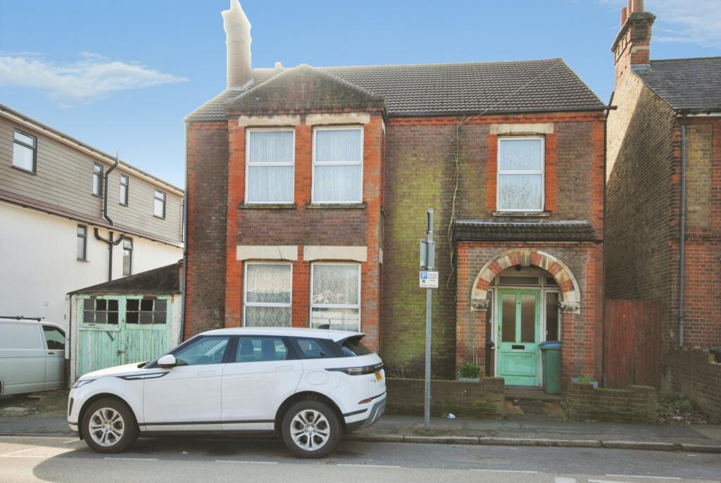 Main image of property: Wiggenhall Road, Watford