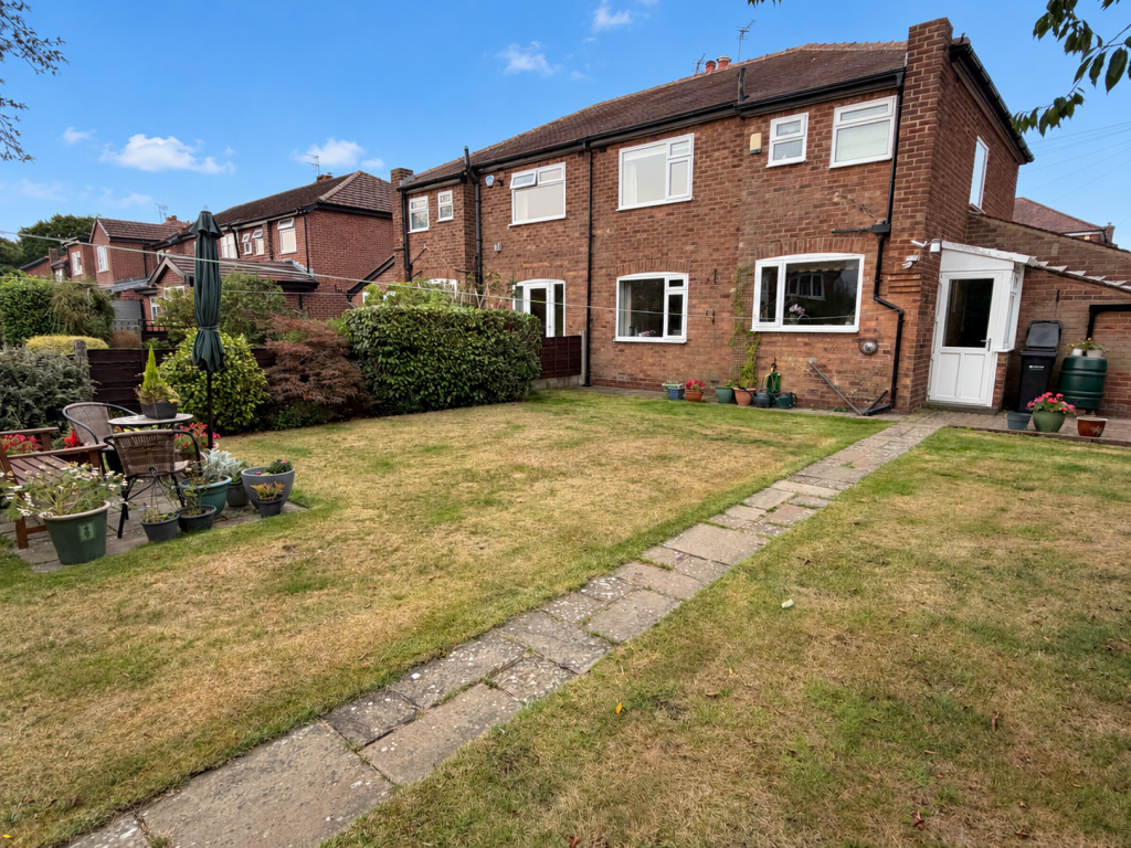 House in Stockport, Greater Manchester - View 5