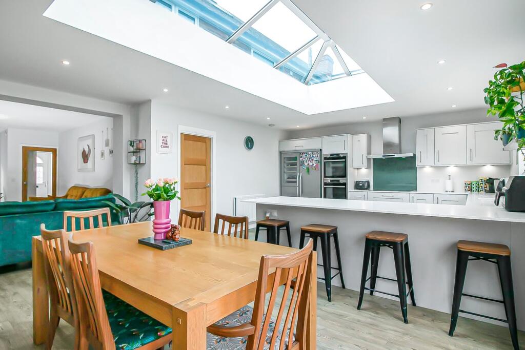 Moreteyne Road, Marston Moretaine, Bedford, MK43 photo 3