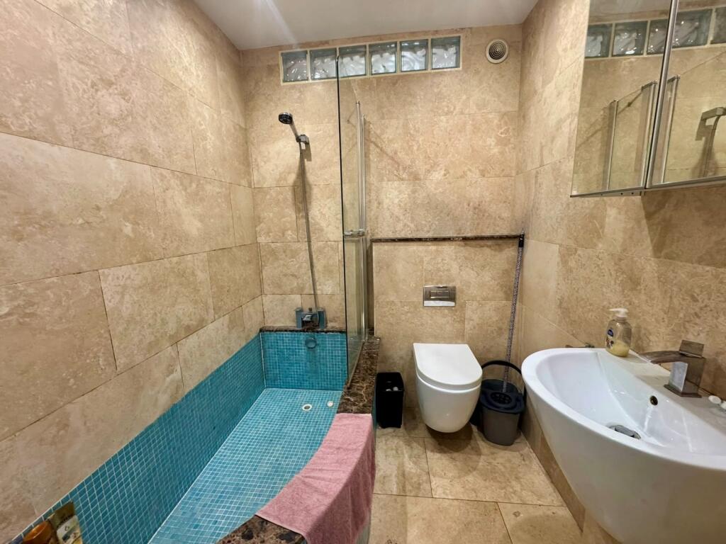 Apartment in Bristol, Whitehall - View 4