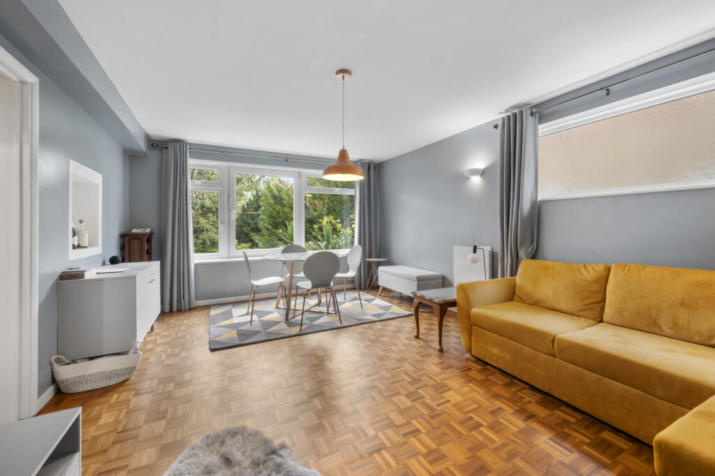 Main image of property: Ewell Road, Surbiton, KT6