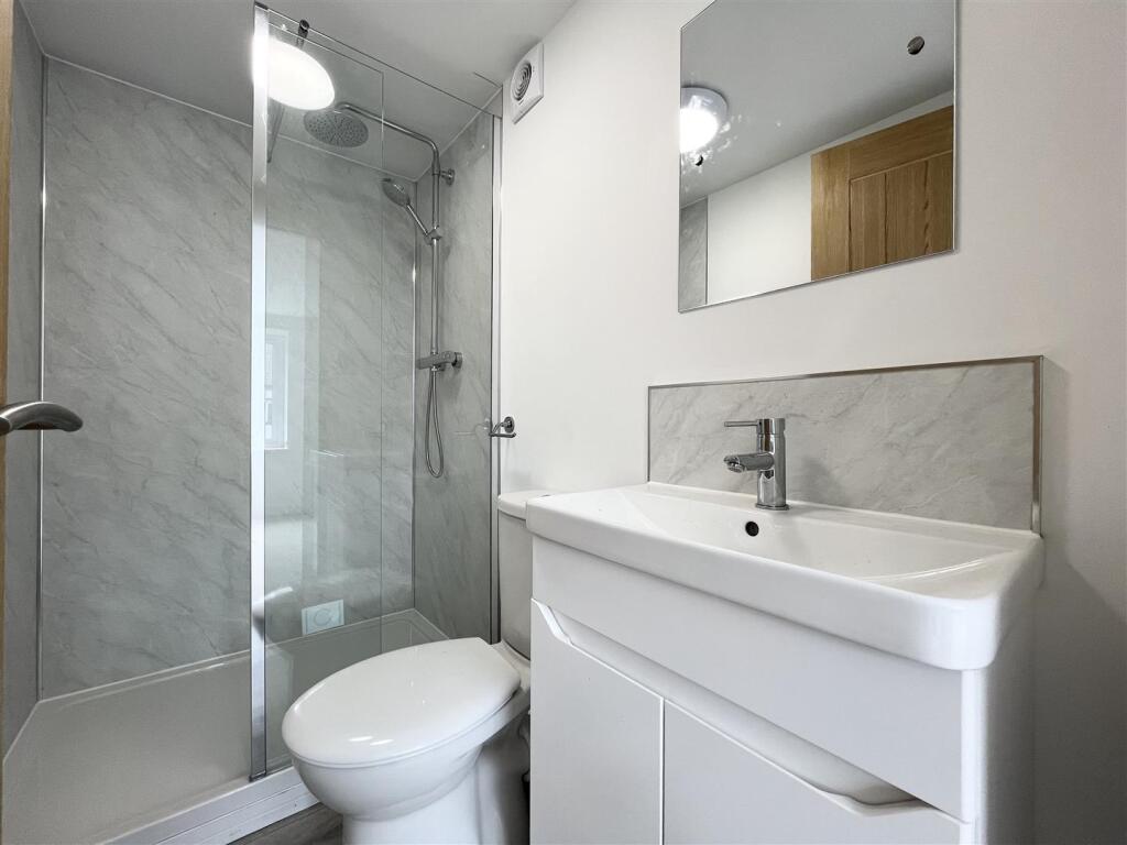 Apartment in Newquay, Trenance - View 4