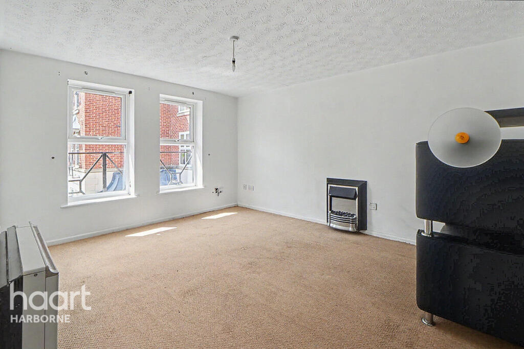 Apartment in Birmingham, West Midlands - View 2