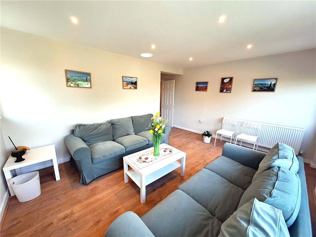 House in Guildford, Onslow Village - View 3