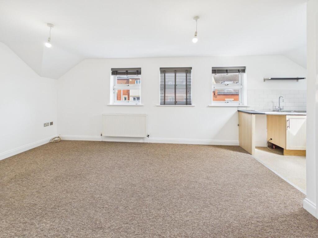 Apartment in Bristol, Whitehall - View 2