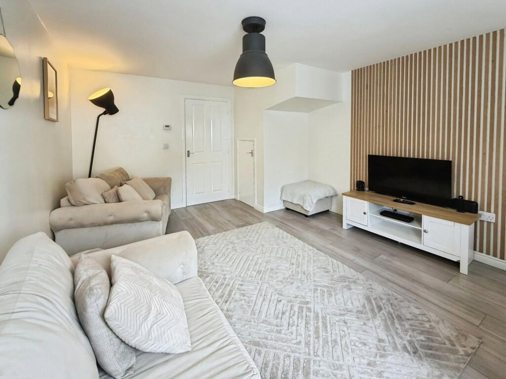 House in Swansea - View 5