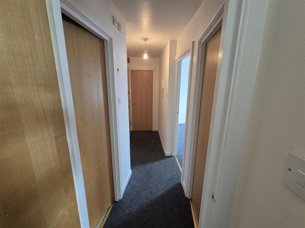 Additional image 5 of One Bedroom Flat, Lansdowne