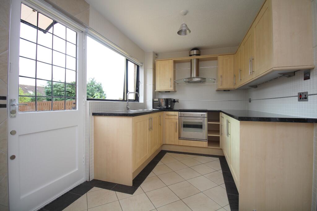 House in Glasgow, Glendale, Robroyston - View 4