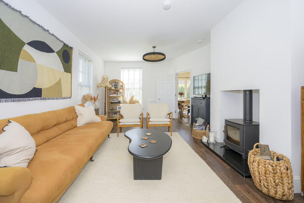 Chestnut Drive, Loddon, Norwich photo 4