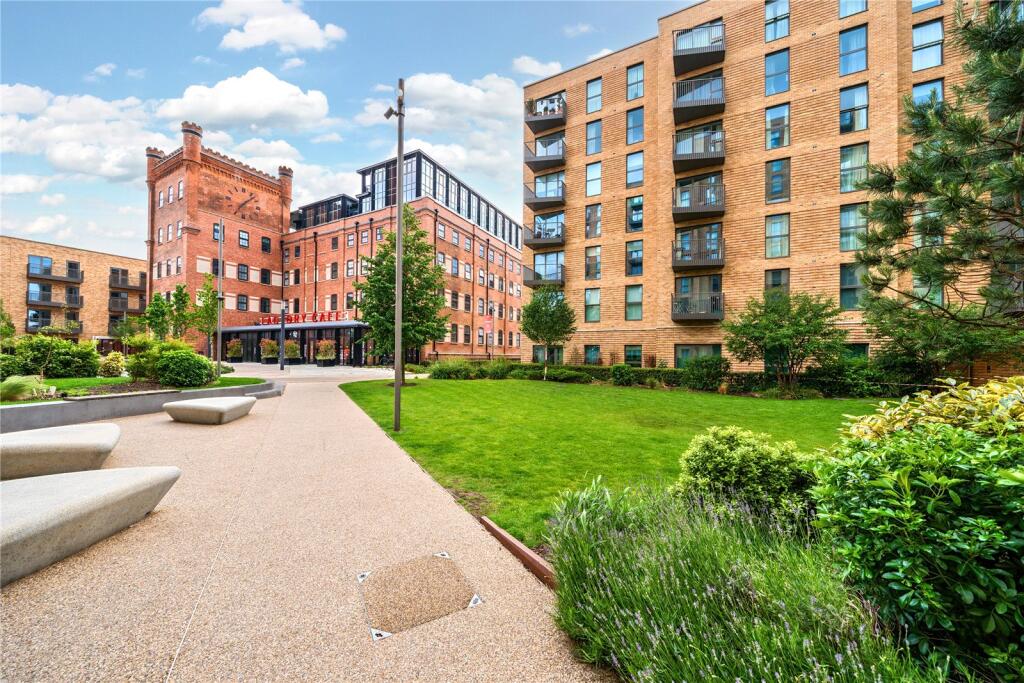 Main image of property: Memorial Avenue, Slough, Berkshire, SL1
