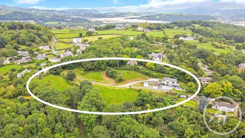 3-bed detached on Bryn Pydew, Llandudno Junction, Conwy, LL31, £795,000