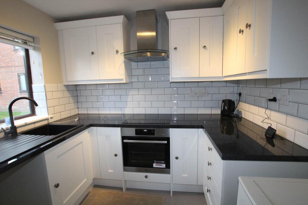 Main image of property: Poets Chase, Aylesbury