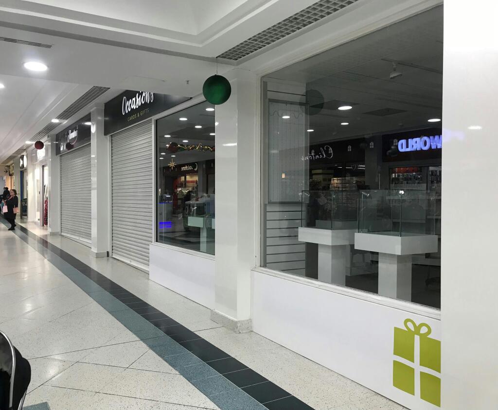 PHOTO Unit 63 31 Westbury Mall Fareham Shopping Centre.JPG