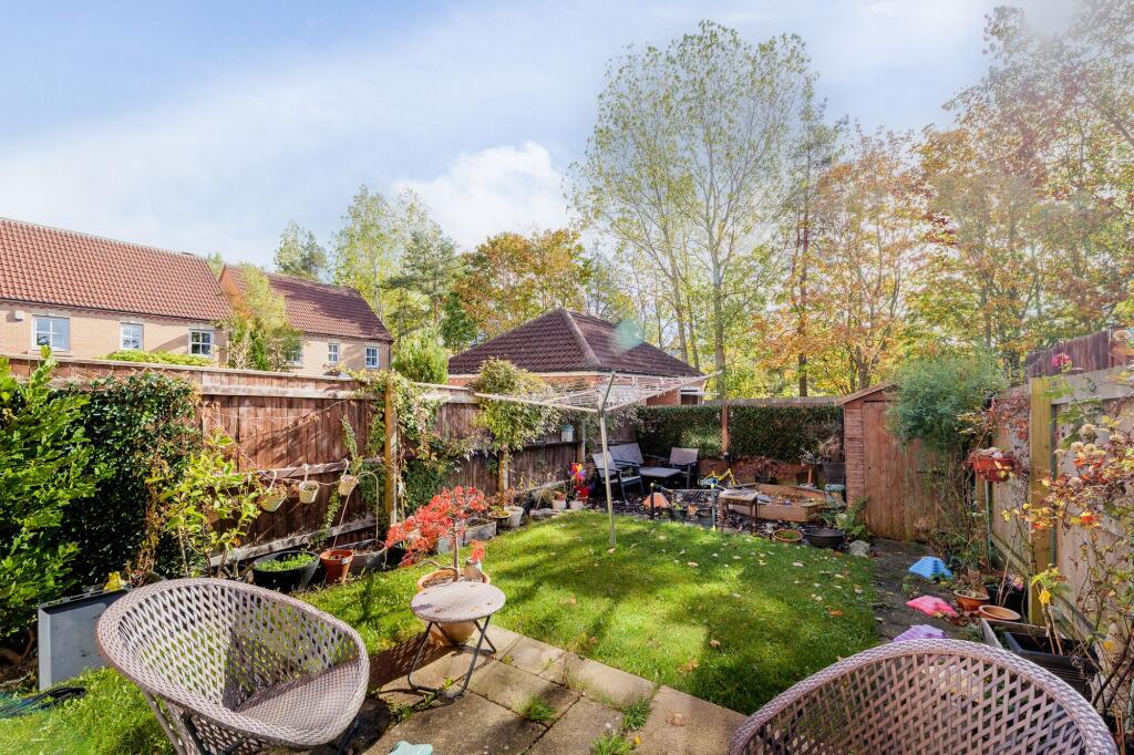 House in North Tyneside, Holystone - More