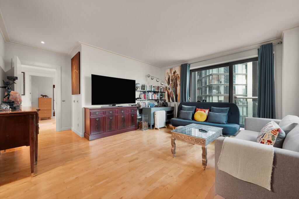 Apartment in London - View 3