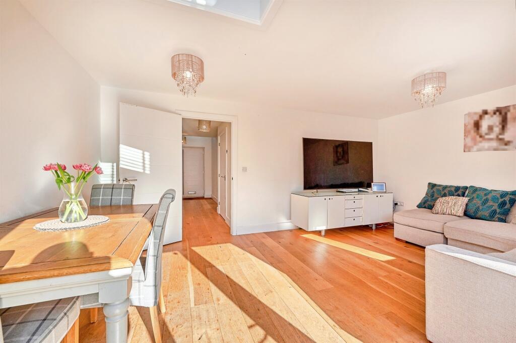 House in Uttlesford, Thaxted - View 5