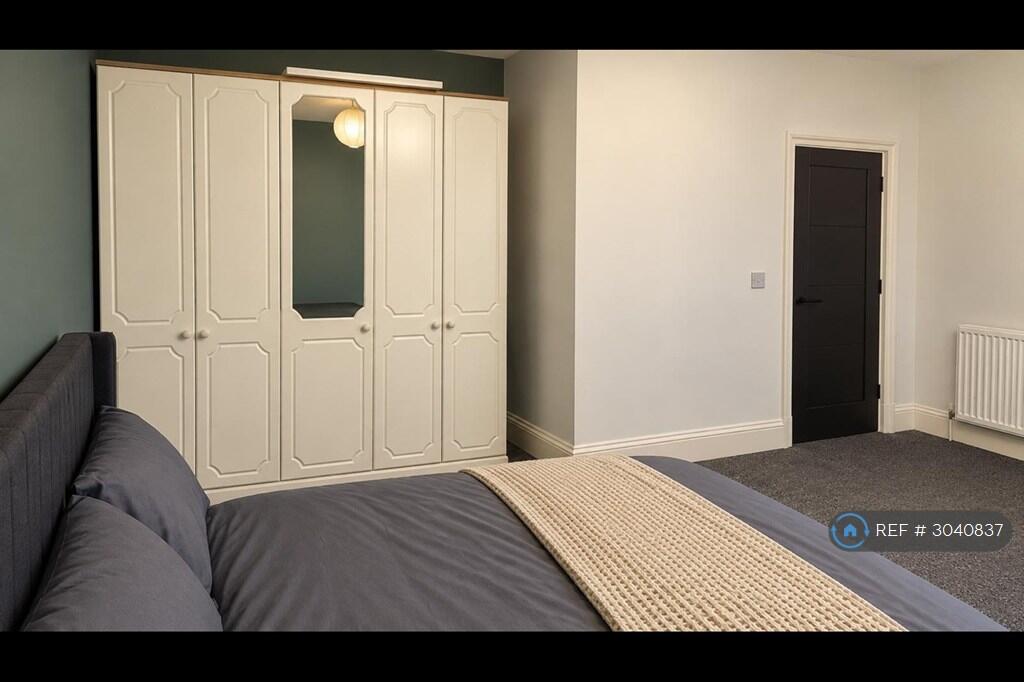 House in Stockton-on-Tees - View 2